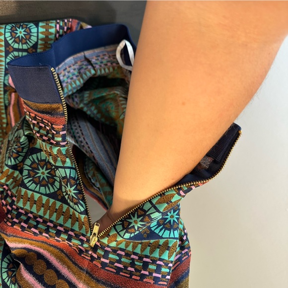 ANTHROPOLOGIE - NOMAD MORGAN CAPER - MULTI-COLOR PLEATED A-LINE SKIRT - SIZE 6 - Picture 6 of 9